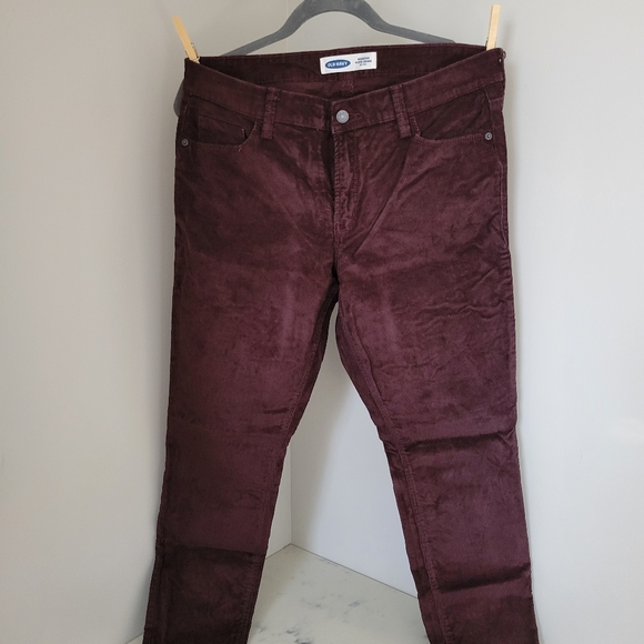 Old Navy Rockstar Mid-Rise Skinny Cords in Brown Tupelo - Picture 2 of 4